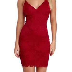 gorgeous red lace bodycon dress!